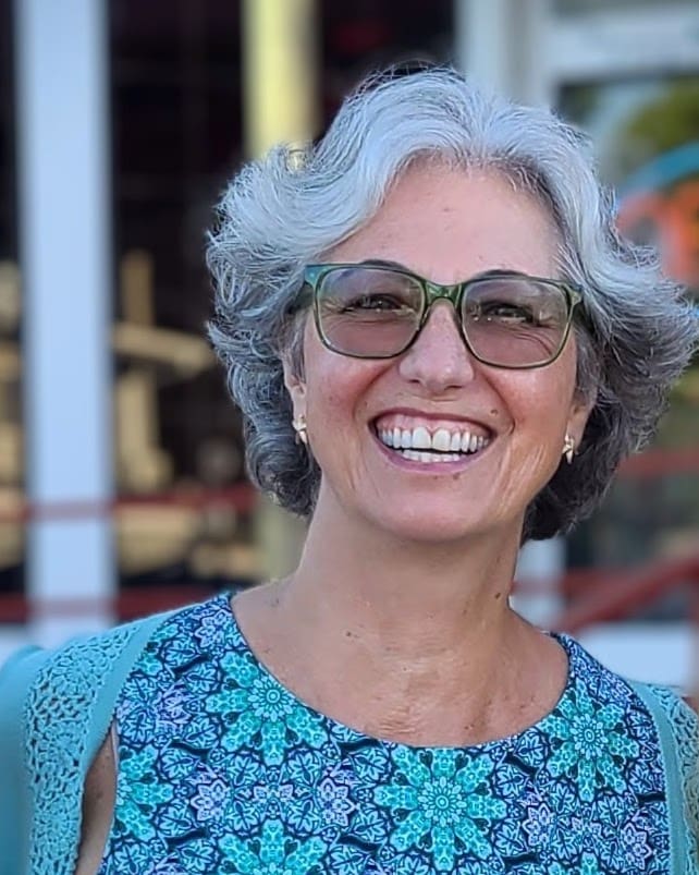 Eileen at El Nopel Eileen Dreams web designer